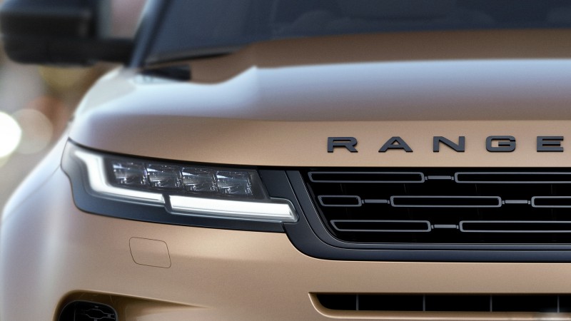 Finance contract in car dealership